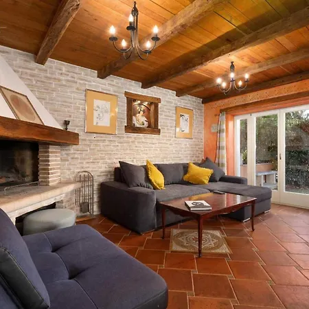 Leon Holiday home