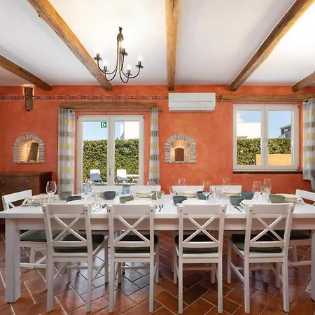 Leon בית נופש *