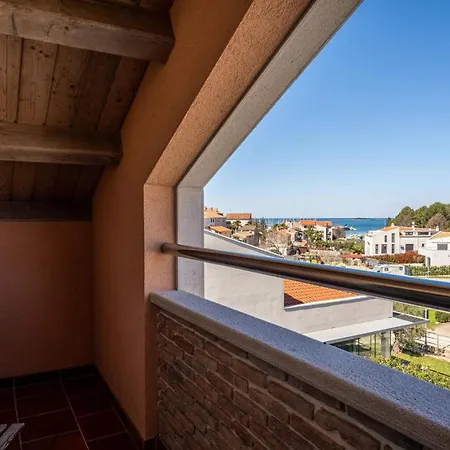 Leon בית נופש